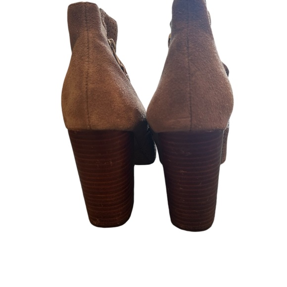 Jessica Simpson Open Toe Heels - Picture 3 of 4